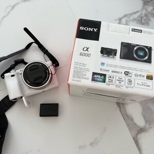 Sony Alpha 6000 White Digital Camera